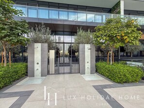 Outdoor pool - LUX The Grande Signature Skyline Suite (Dubai)