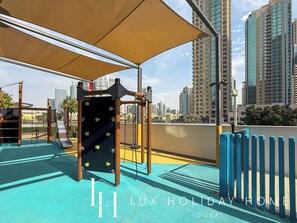 Children’s play area – outdoor