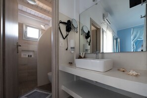 Bathroom - Giasemi Rooms (Astypalaia)