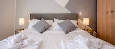 1 chambre, fer et planche à repasser, Wi-Fi gratuit, draps fournis