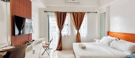 1 bedroom, iron/ironing board, internet, bed sheets