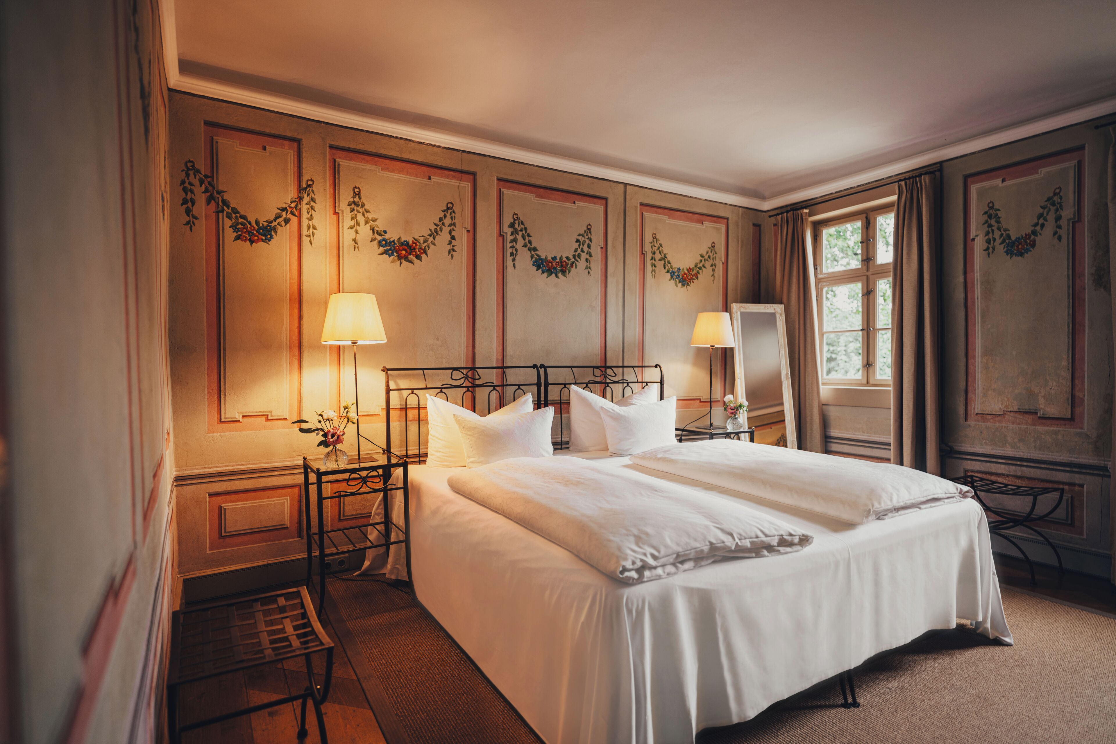 Hypo-allergenic bedding, in-room safe, individually decorated