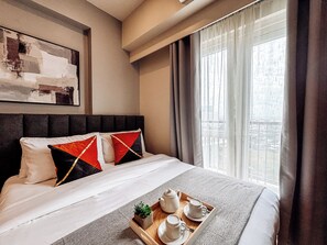 1 bedroom, iron/ironing board, WiFi, bed sheets