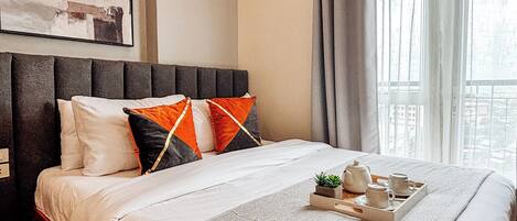 1 bedroom, iron/ironing board, Internet, bed sheets