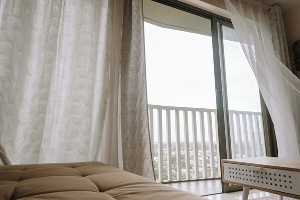 2 bedrooms, iron/ironing board, Internet, bed sheets