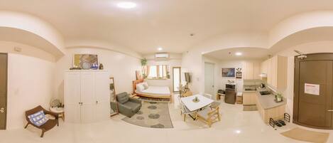 1 bedroom, iron/ironing board, internet, bed sheets