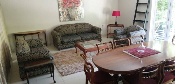 Ideal For Travelers &Consultants - Bloemfontein