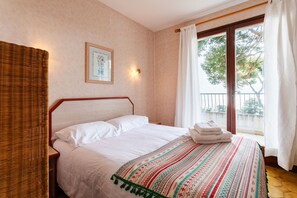 3 soverom, strykejern/-brett, wi-fi (inkludert) og sengetøy