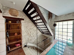 Interior - CHARMING FARMHOUSE WITH WOODED GROUNDS AND SWIMMING POOL (Avignon)