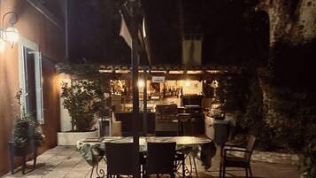 Restauration extérieure