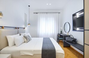 Apartment, Smoking | 4 bedrooms