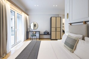 Apartment, Smoking | 4 bedrooms