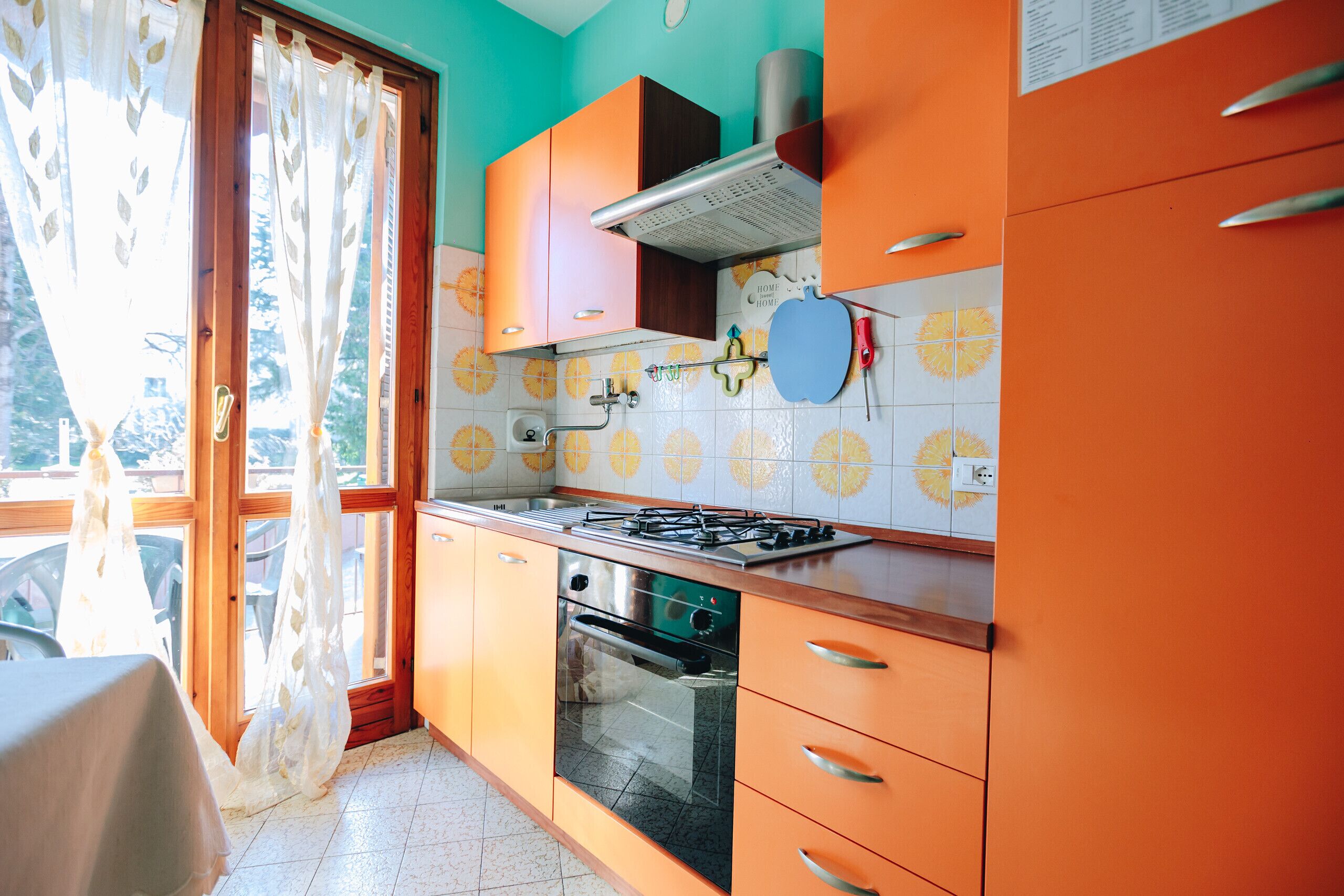 Réfrigérateur, micro-ondes, four, lave-vaisselle