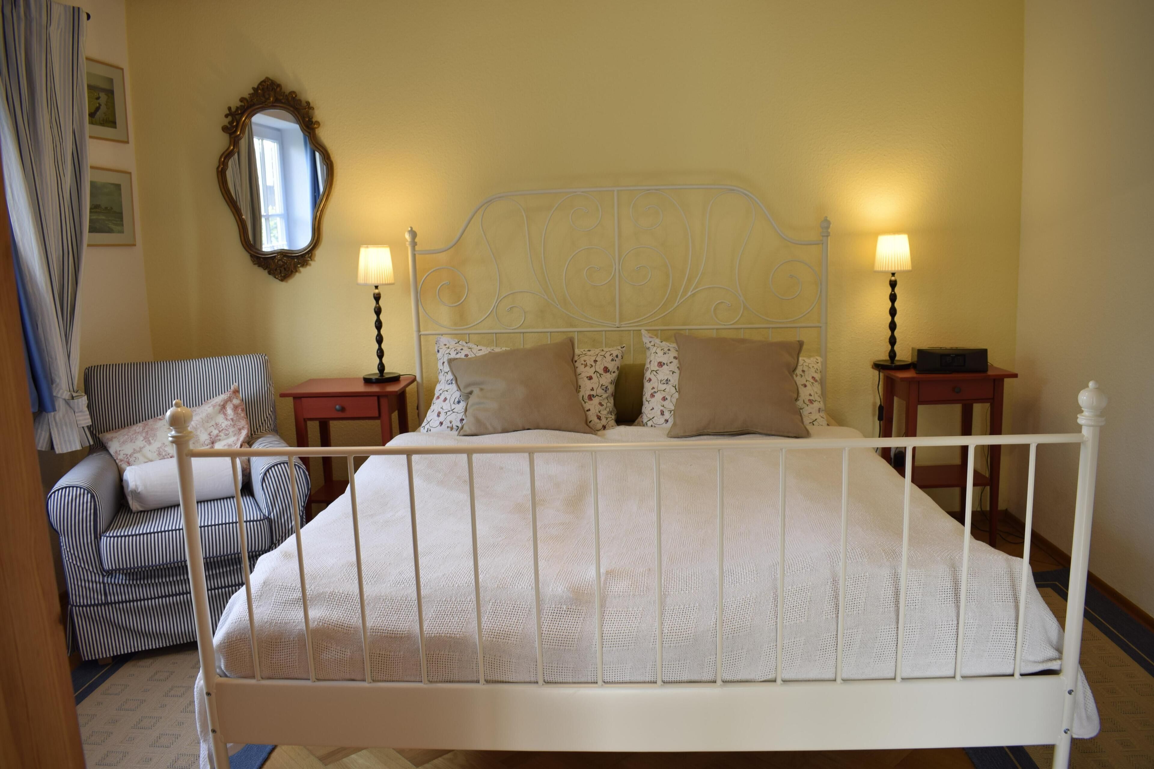 3 bedrooms, free WiFi, bed sheets