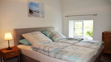 3 Schlafzimmer, Bügeleisen/Bügelbrett, Reisekinderbett, kostenloses WLAN