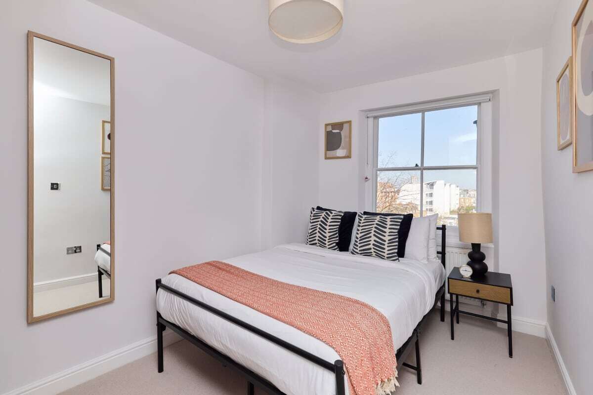 House (2 Bedrooms) | 2 bedrooms, iron/ironing board, bed sheets