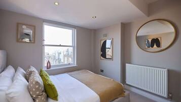 House (2 Bedrooms) | Exterior