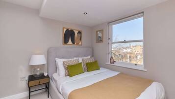 House (2 Bedrooms) | Exterior