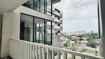 Condo, 2 quartos | Sacada