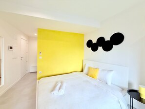 1 bedroom, iron/ironing board, Internet, bed sheets