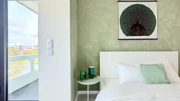 1 bedroom, iron/ironing board, Internet, bed sheets