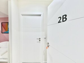 1 bedroom, iron/ironing board, Internet, bed sheets - Bracara Luxury Studios - 2B (Braga)