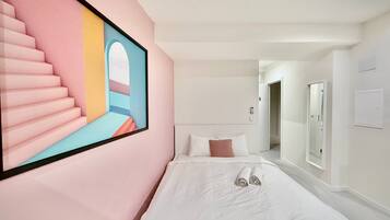 1 bedroom, iron/ironing board, Internet, bed sheets