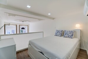 1 chambre, fer et planche à repasser, accès à Internet, literie fournie