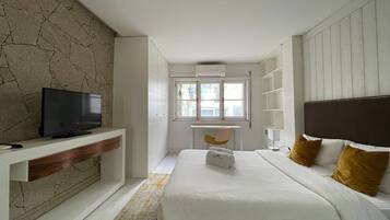 1 bedroom, iron/ironing board, Internet, bed sheets