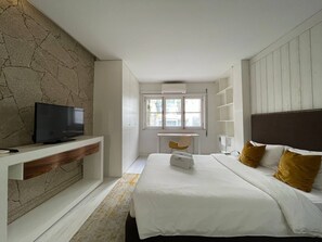 1 bedroom, iron/ironing board, Internet, bed sheets - Porta Nova Apartments by Perpetual Relax - 1 (Braga)