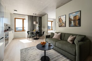 Appartamento, 1 camera da letto | Area soggiorno | TV 43 pollici con canali digitali