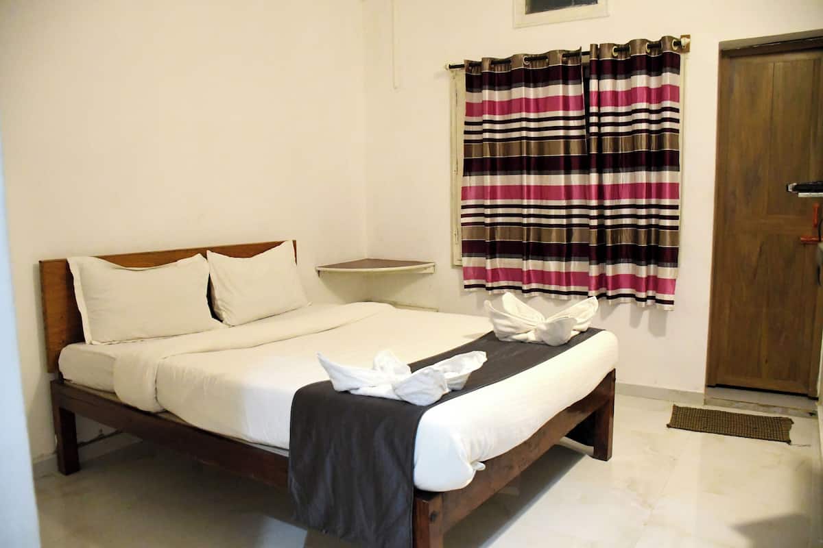 Economy Double Room | Free WiFi