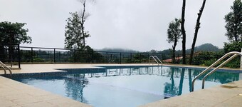 Lazo Mothers Bounty Resort