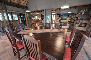 Restaurant - Toro Yaka Bush Lodge (Hoedspruit)