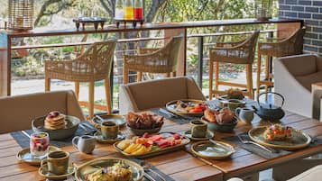 Tägliches inbegriffenes Frühstücksbuffet