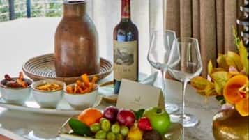 Egyptian cotton sheets, premium bedding, pillow-top beds, free minibar