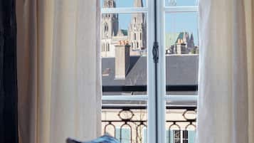 Family Suite, City View | 1 bedroom, individually decorated, individually furnished