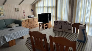 TV