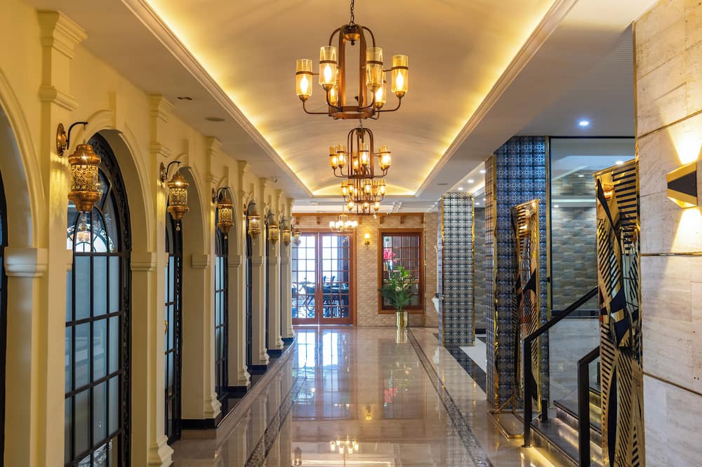 Hotel Tourmaline