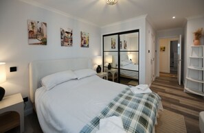 2 sovrum, strykjärn/strykbräda, gratis wi-fi och sängkläder