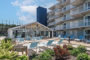 Exterior - Ferris Wheels, Bay Thrills & Sunset Chills | OCMD Bayfront Fun (Ocean City)