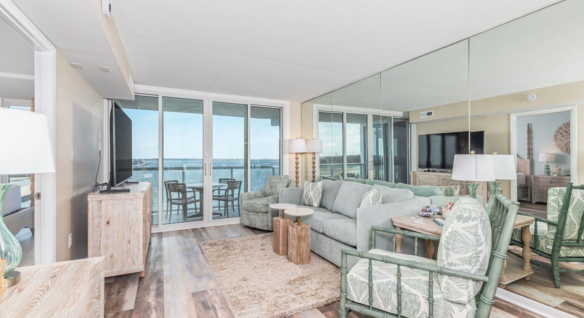 Fernseher, DVD-Player