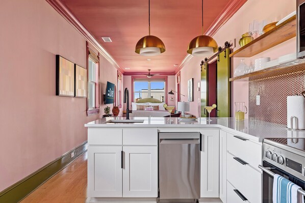 Fridge, microwave, oven, stovetop