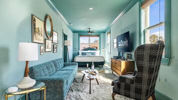 2 bedrooms, iron/ironing board, Internet