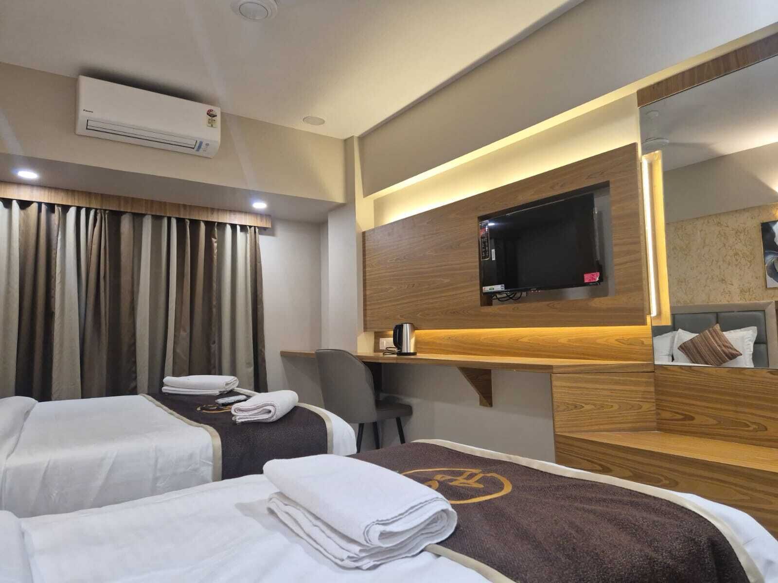 Photo - Galaxy Stays BKC