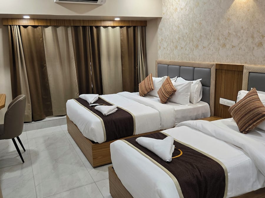 Superior Triple Room | Premium bedding, pillow-top beds, desk, blackout curtains