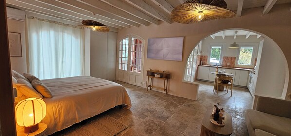 1 bedroom, iron/ironing board, WiFi, bed sheets