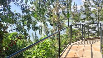 Standard Double Room Single Use, 1 Bedroom, Balcony, Lake View | Lake view