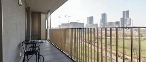 Apartment (1 Bedroom) | Balcony