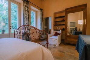 1 bedroom, WiFi - Garden, right in the center, 7 km from the sea (Fermo)